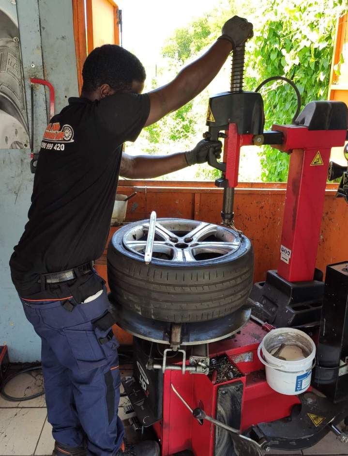 Changement de pneu auto Guadeloupe